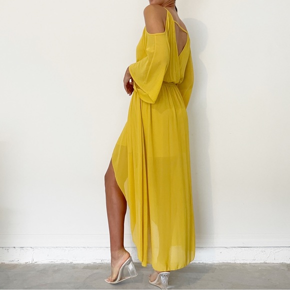 Mustard yellow ruffle shoulderless maxi dress - Picture 4 of 7